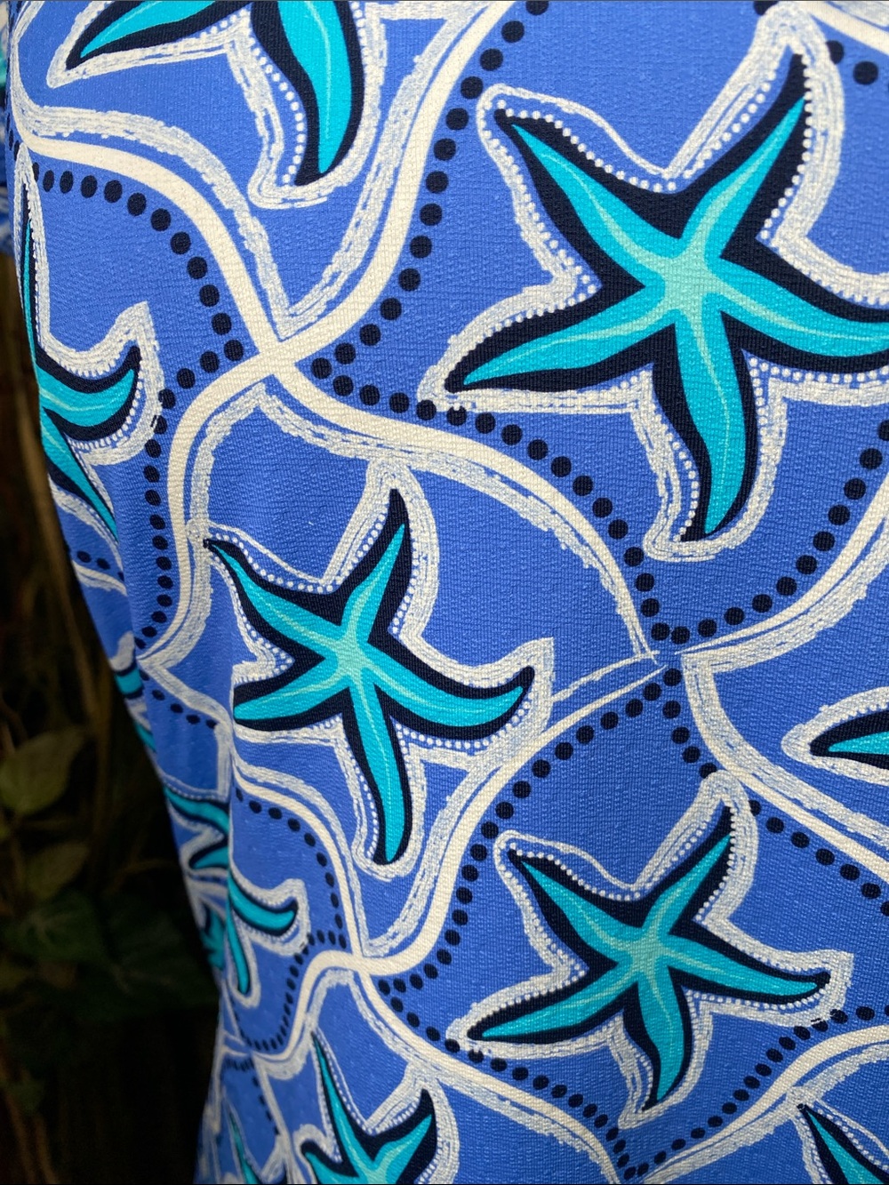Lulu B V-neck sleeveless shirt top blouse, tunic ruffled  nautical sanddollar - Picture 8 of 9